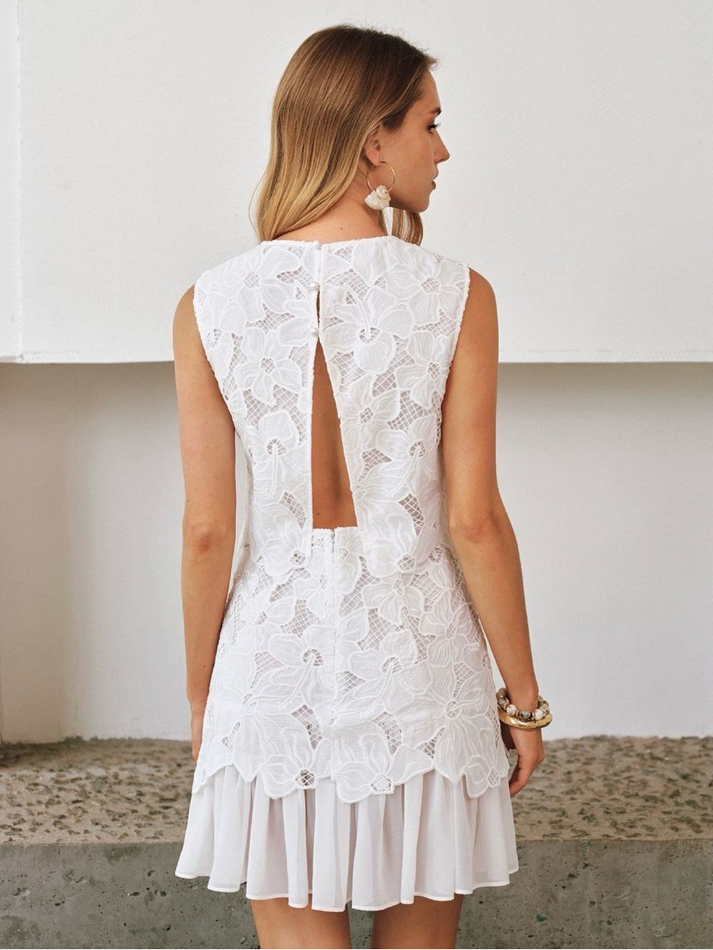 Commense White Floral Lace Mini Dress - Picture 3 of 10